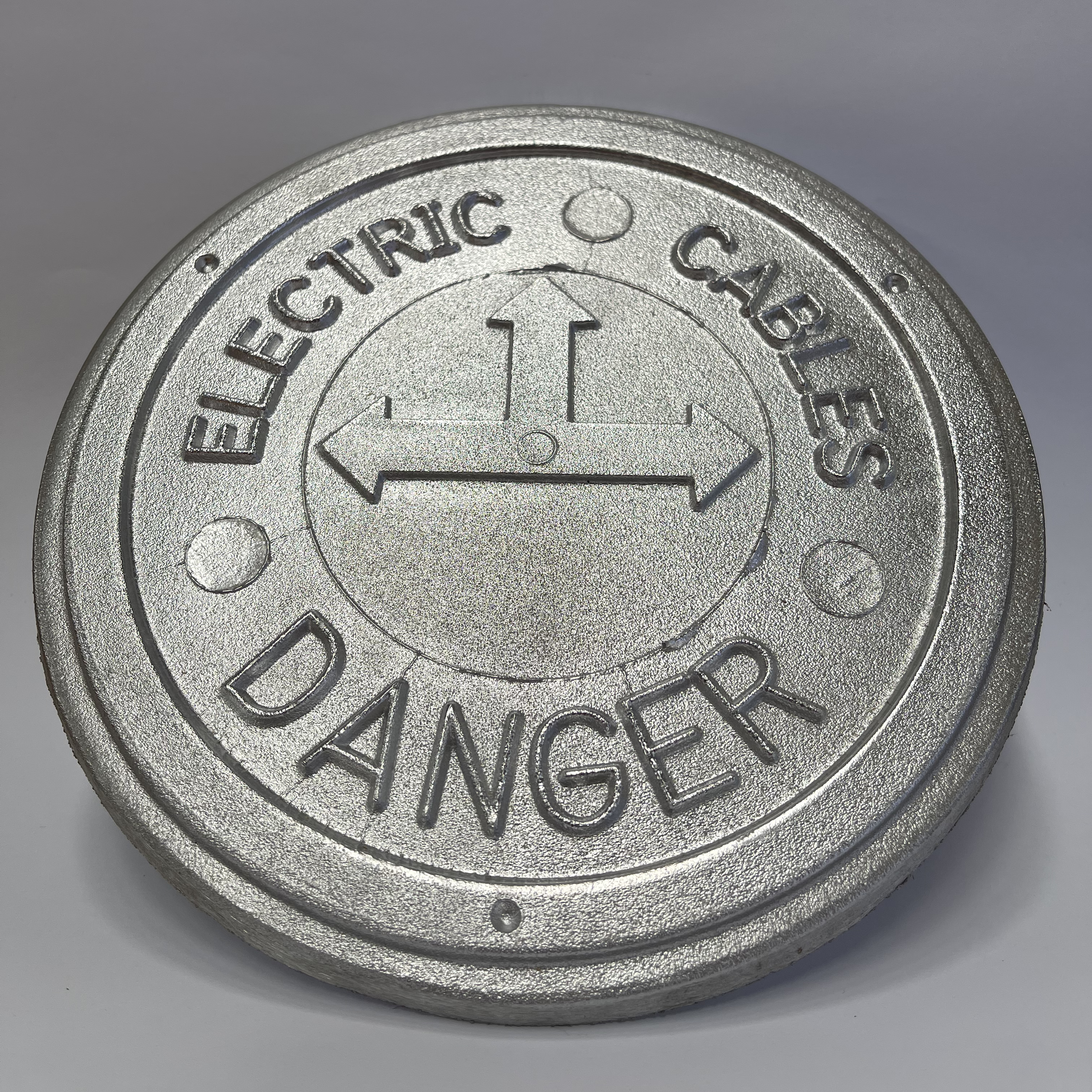 Triple Arrow Cable Marker Plate